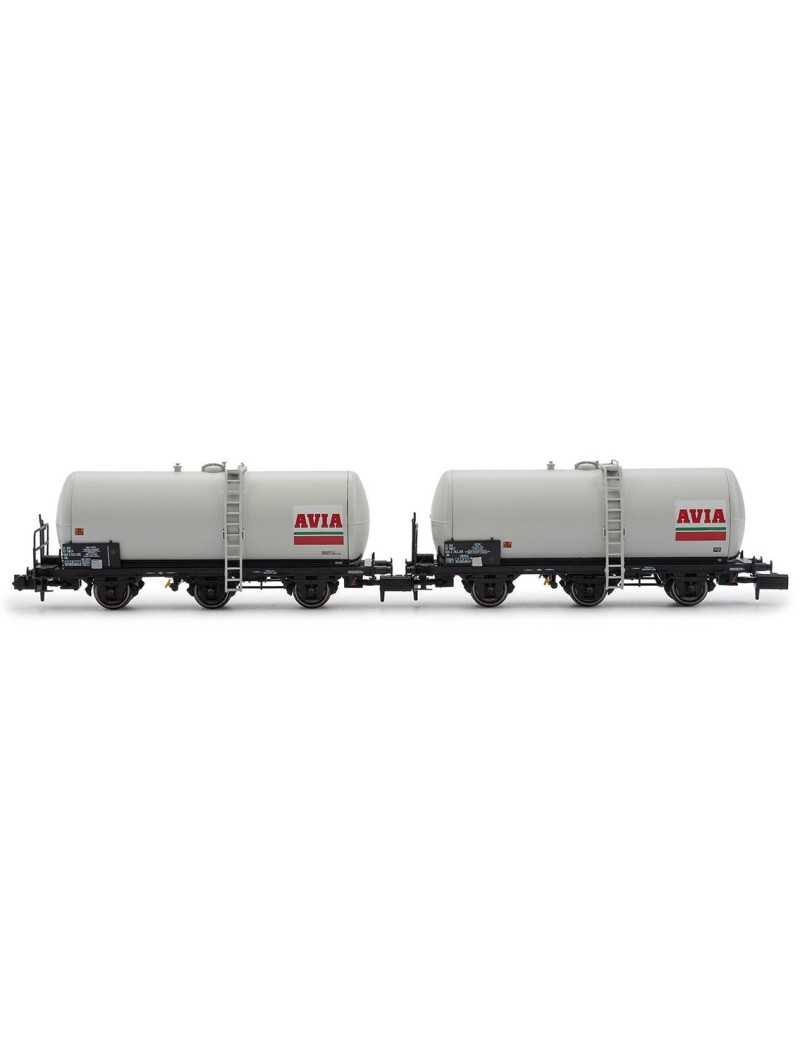 Set of 2 SNCF 3 axles tank wagons AVIA era IV