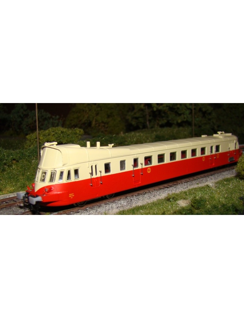 SNCF cream roof ABJ 3 railcar